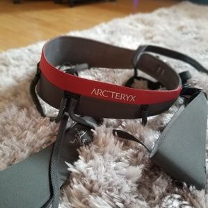 Arc'teryx climbing harness M
